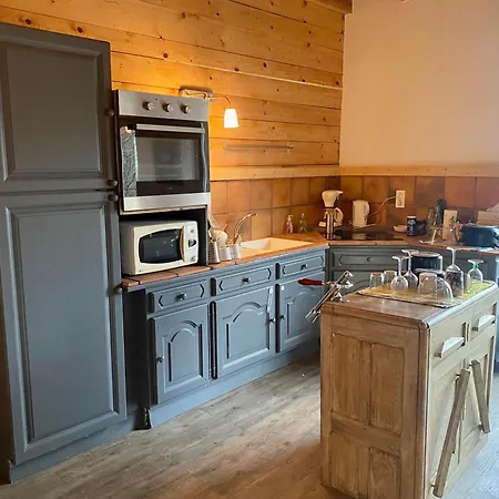 Vue Chalet Miremont (Puy-de-Dome)